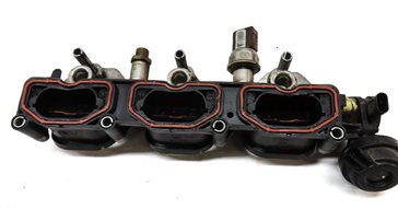 Thumbnail 5: 12-17 AUDI A6 A7 Q5 S5 SQ5 (C7 4G8 B8 8T 8R) LEFT INTAKE MANIFOLD DIFFUSER RAIL
