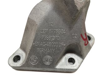 Thumbnail 8: 14 BMW 650i GRAN COUPE F06 4.4 TURBO N63 FRONT ENGINE MOTOR MOUNT BRACKET SET/2