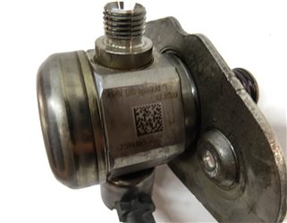 Thumbnail 8: 12-19 BMW 5 6 7 M5 M6 X5 X6 (F06 F10 F15 F16 F85) 4.4L HIGH PRESSURE FUEL PUMP