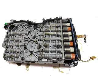 Thumbnail 5: 13-19 BMW 550i 550iGT 650i 750i (F01 F02 F10) RWD 8HP70 TRANSMISSION VALVE BODY