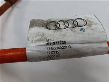 Thumbnail 6: 2014 AUDI Q5 (B8 8R) 2.0L HYBRID (CHJA) A/C AIR COMPRESSOR HIGH VOLTAGE CABLE