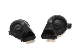 Thumbnail 2: 2008-2017 AUDI A4 A5 S4 S5 Q5 (B8 8K 8R 8T) HIGH & LOW TONE SAFETY HORN SET