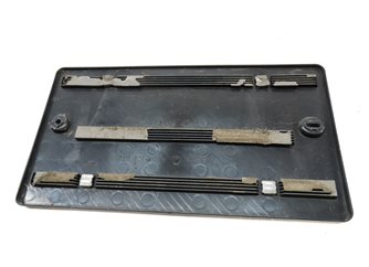 Thumbnail 5: 2014 AUDI Q5 (B8 8R) REAR TAILGATE LICENSE PLATE MOUNT BRACKET