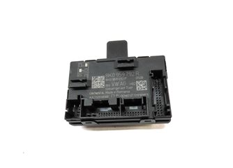 Thumbnail 2: 2013-2017 AUDI Q5 SQ5 (B8 8R) FRONT RIGHT PASSENGER DOOR CONTROL MODULE