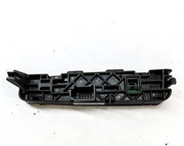 Thumbnail 5: 2014 AUDI Q5 (B8 8R) FRONT CENTER CONSOLE AUTOMATIC AUTO SHIFT SHIFTER INDICATOR