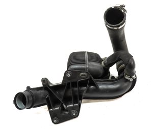 Thumbnail 3: 14 AUDI Q5 (B8 8R) 2.0L HYBRID CHJA INTERCOOLER PRESSURE PIPE HOSE w/DAMPER BOX