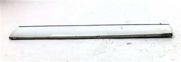 Thumbnail 4: 13-17 AUDI Q5 B8 8R FRONT RIGHT PASSENGER LOWER DOOR MOULDING TRIM PANEL (White)