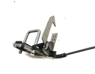 Thumbnail 6: 2011 BMW 740i (F02) FRONT LEFT & RIGHT UPPER HOOD BONNET LOCK LATCH SET/2