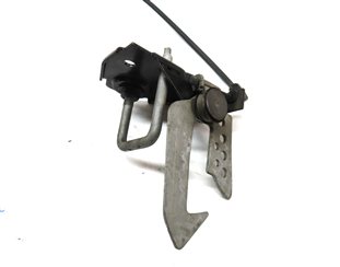 Thumbnail 8: 2011 BMW 740i (F02) FRONT LEFT & RIGHT UPPER HOOD BONNET LOCK LATCH SET/2