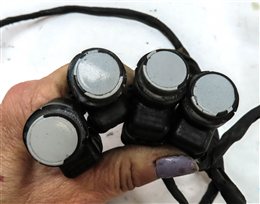 Thumbnail 4: 2011 BMW 740i (F02) FRONT PARK ASSIST PDC SENSOR SET/4 w/HARNESS (White)