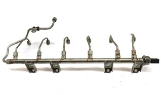 Thumbnail 6: 2011 BMW 740i (F02) 3.0L TURBO (N54) ENGINE FUEL RAIL w/LINES