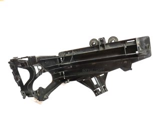 Thumbnail 3: 2011 BMW 740i (F02) FRONT LEFT DRIVER HEADLIGHT BRACKET HOOD LATCH SUPPORT MOUNT