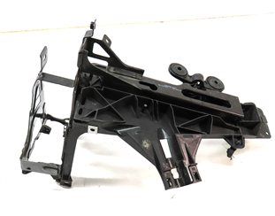 11 BMW 740i F02)FRONT RIGHT PASSENGER HEADLIGHT BRACKET HOOD LATCH SUPPORT MOUNT
