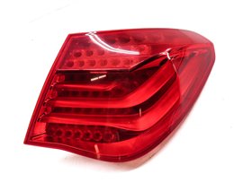Thumbnail 4: 09-12 BMW 7 SERIES (F01) RIGHT PASSENGER REAR OUTER TAILLIGHT BRAKE LIGHT LAMP