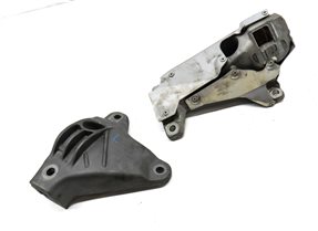 11 BMW 740i F02 3.0L TURBO (N54) RWD FRONT LEFT & RIGHT ENGINE MOTOR MOUNT SET/2