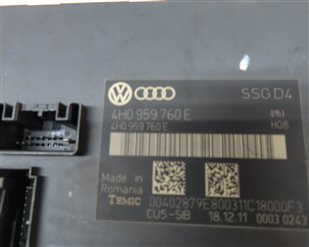 Thumbnail 4: 2012 AUDI A8 (D4 4H) FRONT RIGHT PASSENGER SEAT CONTROL MODULE