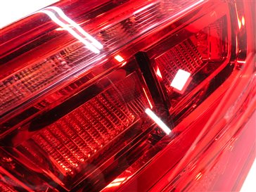 Thumbnail 7: 11-14 AUDI A8 S8 (D4 4H) LEFT DRIVER REAR TRUNK INNER LED TAILLIGHT LIGHT LAMP