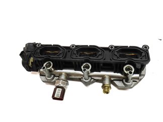 Thumbnail 6: 2011 AUDI Q7 (4L) 3.0L SUPER (CJWB) ENGINE LOWER INTAKE MANIFOLD w/ FUEL RAIL