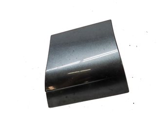 Thumbnail 3: 2011 AUDI Q7 (4L) FRONT RIGHT PASSENGER LOWER FENDER TRIM CAP MOULDING (Gray)