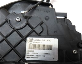 Thumbnail 6: 2010-2019 RANGE ROVER SPORT (L320) EVOQUE LR4 - LEFT FRONT PASSIVE DOOR LATCH