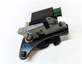 Thumbnail 3: 2010 LAND ROVER LR4 (L319) REAR RIGHT PASSENGER LOWER TAILGATE LATCH w/BRACKET