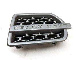 Thumbnail 4: 10 LAND ROVER LR4 (L319) FRONT LEFT DRIVER FENDER AIR VENT GRILLE TRIM (SILVER)