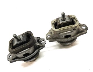 Thumbnail 3: 2010 LAND ROVER LR4 (L319) 5.0L NON SUPER ENGINE MOTOR MOUNT SET/2