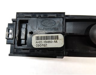 Thumbnail 6: 2010 LAND ROVER LR4 (L319) EMERGENCY PARK PARKING BRAKE CONTROL SWITCH BUTTON