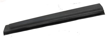 Thumbnail 3: 2010 LAND ROVER LR4 (L319) FRONT LEFT DRIVER LOWER DOOR TRIM MOULDING (BLACK)