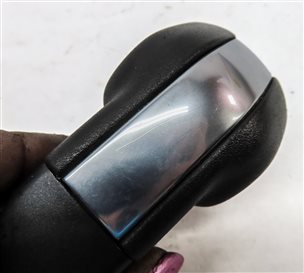 Thumbnail 7: 2010 LAND ROVER LR4 (L319) FRONT LEFT DRIVER SHIFT SHIFTER KNOB HANDLE