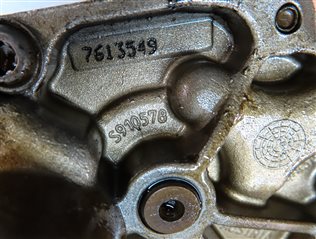 Thumbnail 9: 2015 BMW 740Li (F02) 3.0L TURBO (N55) ENGINE OIL PUMP