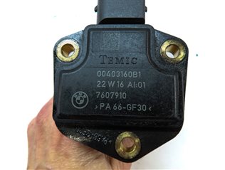 Thumbnail 5: 2015 BMW 740Li (F02) 3.0L TURBO (N55) ENGINE OIL LEVEL SENSOR