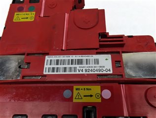 Thumbnail 4: 2015 BMW 740Li (F02) POSITIVE BATTERY TERMINAL JUNCTION PLATE