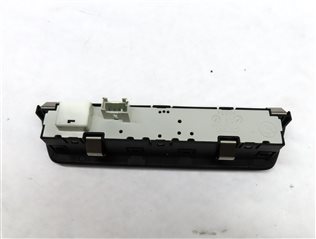 Thumbnail 4: 2015 BMW 740Li (F02) FRONT DASH LANE ASSIST SWITCH BUTTON PANEL