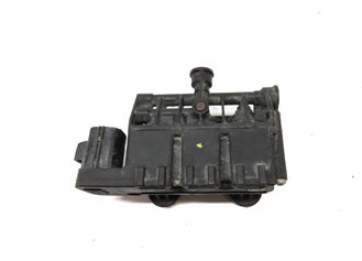 Thumbnail 4: 2011 LAND ROVER LR4 (L319) AIR SUSPENSION TRANSFER RELIEF VALVE