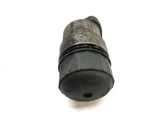 Thumbnail 5: 2011 LAND ROVER LR4 (L319) 5.0L NON SUPER ENGINE OIL FILTER HOUSING w/ CAP