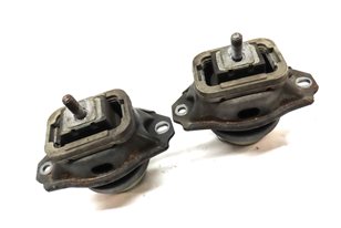 Thumbnail 3: 2011 LAND ROVER LR4 (L319) 5.0L NON SUPER LEFT & RIGHT ENGINE MOTOR MOUNT SET 2