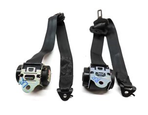 Thumbnail 4: 2011 LAND ROVER LR4 (L319) REAR 3RD ROW SEAT SEATBELT RETRACTOR SET 2 (Black)
