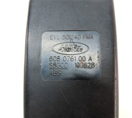 Thumbnail 6: 2011 LAND ROVER LR4 (L319) REAR 2ND ROW CENTER SEATBELT BUCKLE RECEIVER (BLACK)