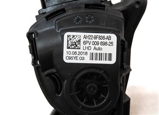 Thumbnail 7: 2011 LAND ROVER LR4 (L319) FRONT LEFT DRIVER ACCELERATOR GAS PEDAL
