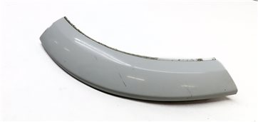 2011 LAND ROVER LR4 (L319) REAR LEFT DOOR ARCH MOULDING TRIM (White)