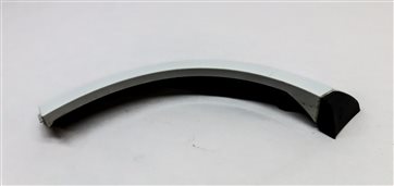 Thumbnail 4: 2011 LAND ROVER LR4 L319 REAR LEFT FENDER WHEEL WELL ARCH MOULDING TRIM (White)