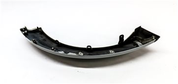 Thumbnail 5: 2011 LAND ROVER LR4 L319 REAR LEFT FENDER WHEEL WELL ARCH MOULDING TRIM (White)