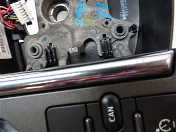 Thumbnail 9: 2010-2011 LAND ROVER LR4 (L319) HEATED STEERING WHEEL w/ SWITCH BUTTONS