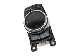 Thumbnail 3: 2014 BMW M235i COUPE (F22) NAVIGATION DISPLAY SCREEN iDRIVE KNOB BUTTON PANEL