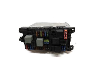 Thumbnail 2: 2006-2007 MERCEDES E350 E550 E63 CLS500 CLS55 - FRONT SIGNAL ACQUISITION MODULE