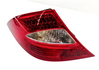 06-08 MERCEDES CLS55 CLS63 CLS500 CLS550 (W219) LEFT REAR TAILLIGHT BRAKE LIGHT