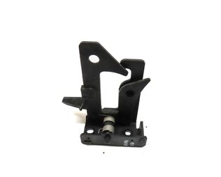 Thumbnail 7: 2011 MERCEDES GLK350 X204 HOOD SAFETY CATCH HOOK LATCH w/ RELEASE LEVER & HOOKS