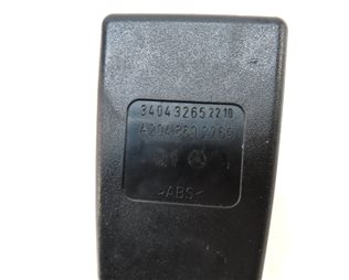 Thumbnail 5: 2011 MERCEDES GLK350 X204 REAR LEFT RIGHT & CENTER SEATBELT BUCKLE RECIVER SET 3