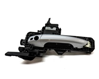 Thumbnail 2: 2010-2015 MERCEDES GLK250 GLK350 (X204) LEFT FRONT DRIVER DOOR HANDLE (Silver)